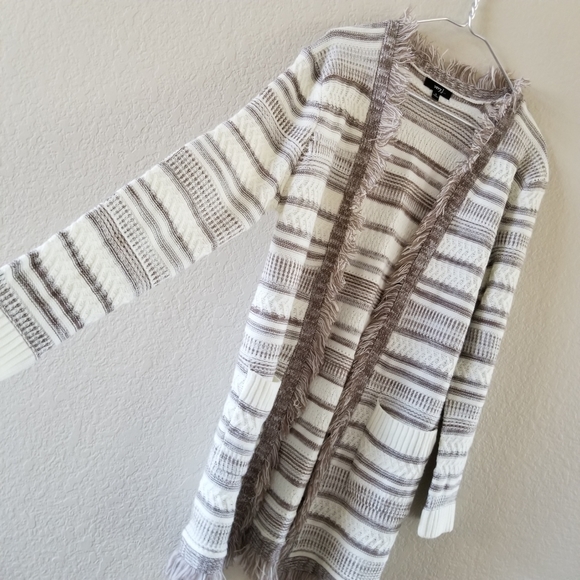 VERY J Boho Stripe Fringe Cardigan Sweater Size Small - Picture 2 of 8